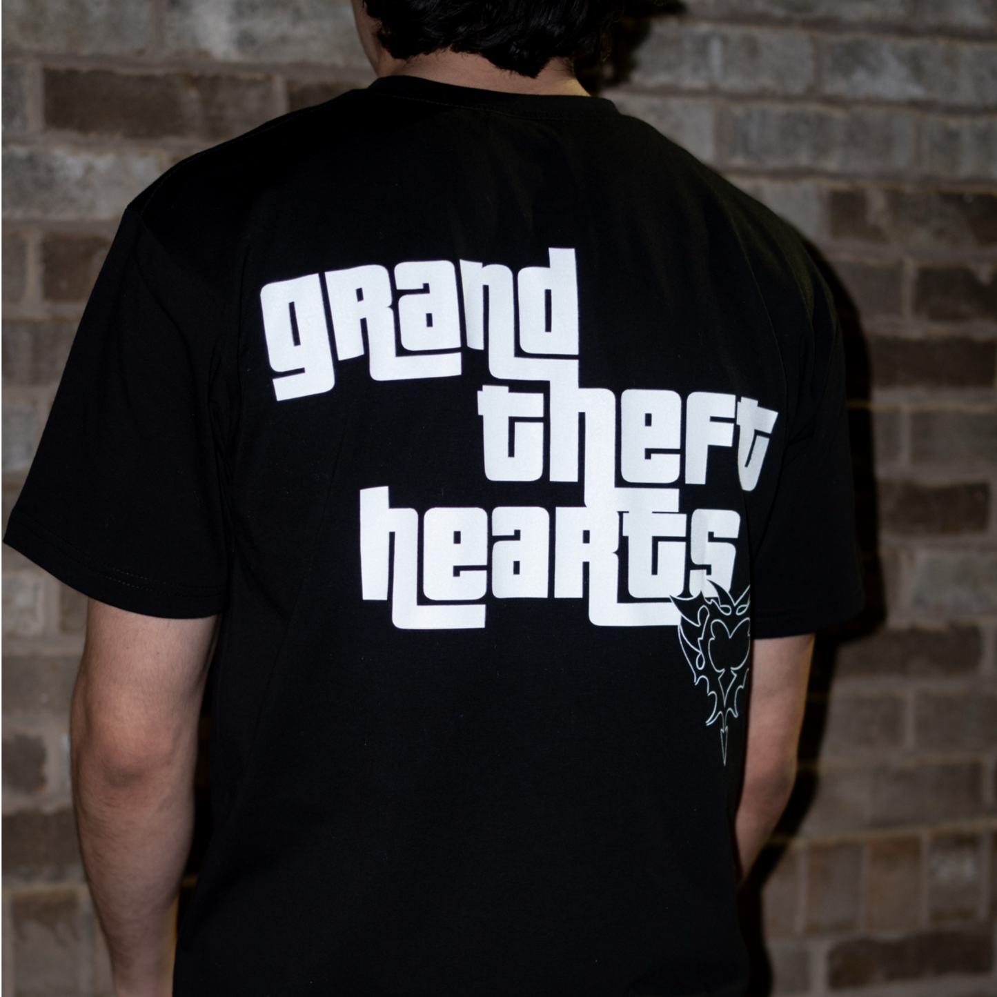 GRAND THEFT HEARTS TEE